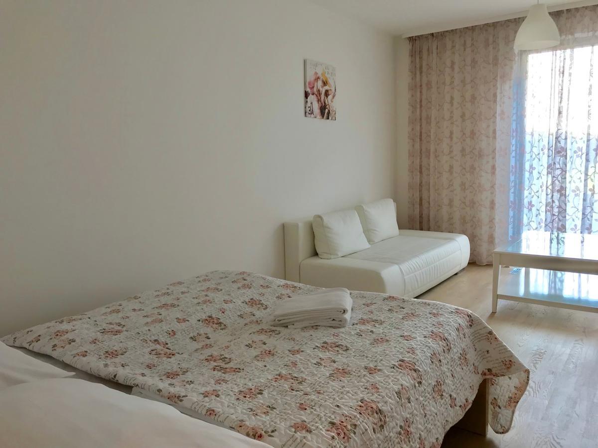 Ferienwohnung Enjoy In Garden Prag Exterior foto