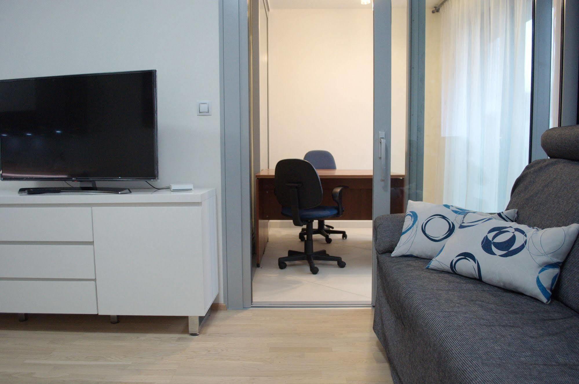 Ferienwohnung Enjoy In Garden Prag Exterior foto