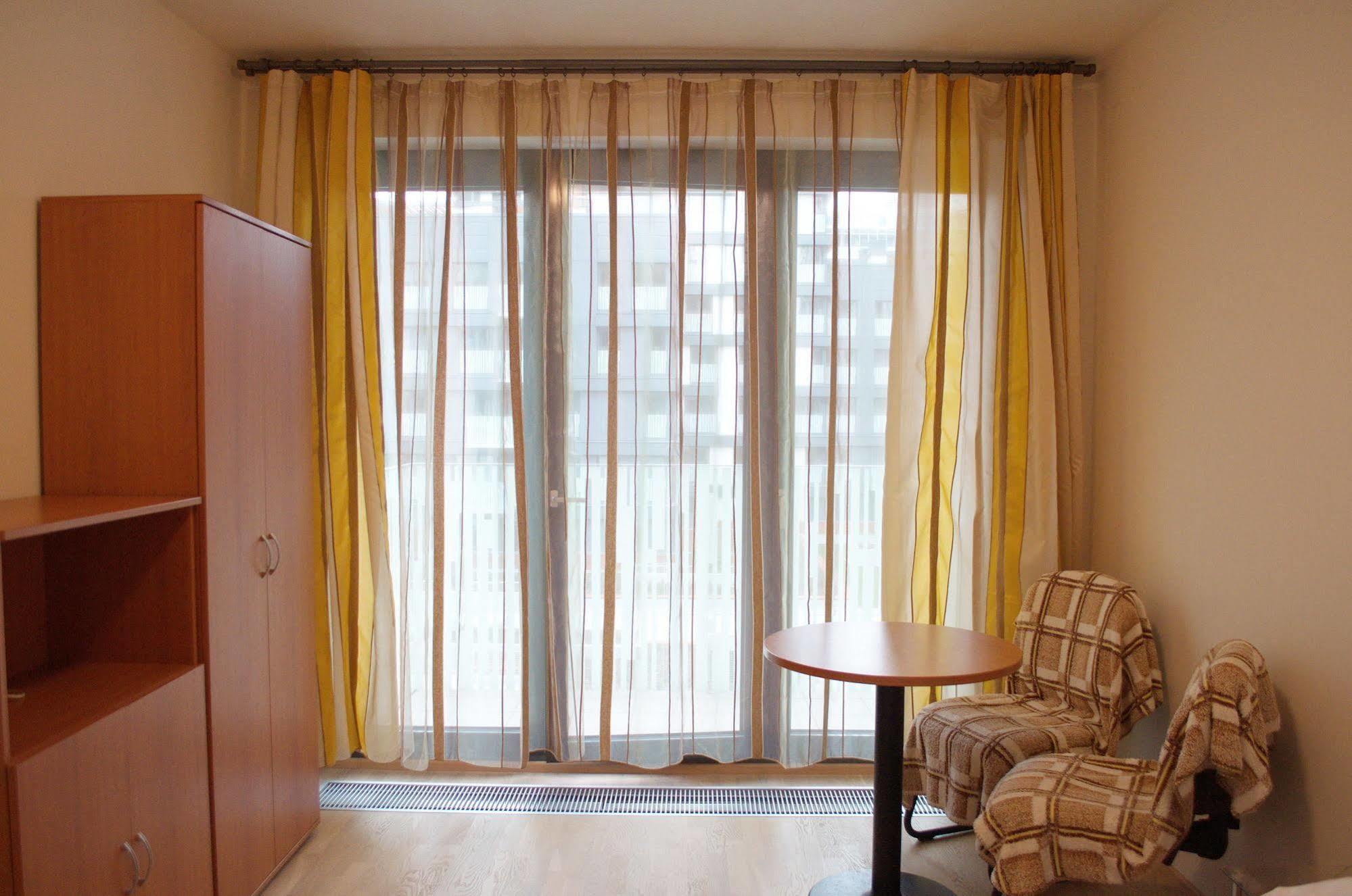 Ferienwohnung Enjoy In Garden Prag Exterior foto